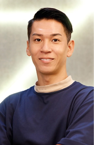 代表 松岡 賢祐の写真